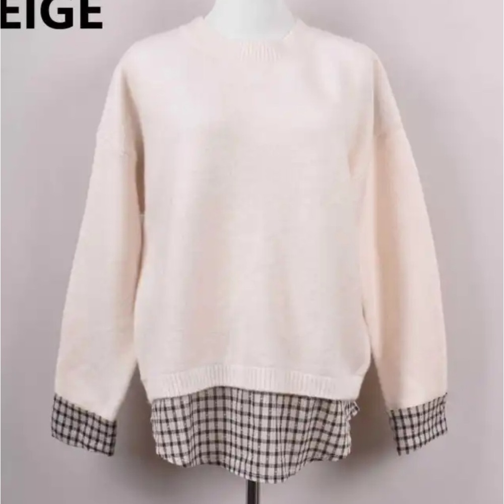 FROM PARIS FRANCE 🇫🇷 Beige Women's Sweater with Checkered Hem